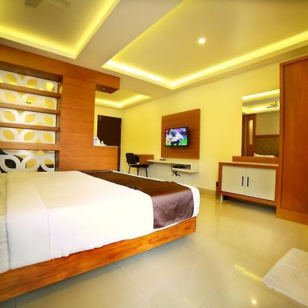 Qik Stay @ S.K. Continental Mysore Exterior foto