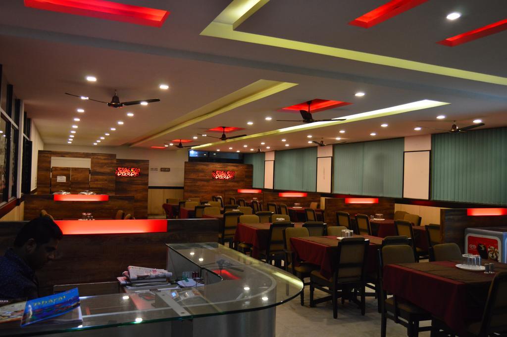 Qik Stay @ S.K. Continental Mysore Exterior foto