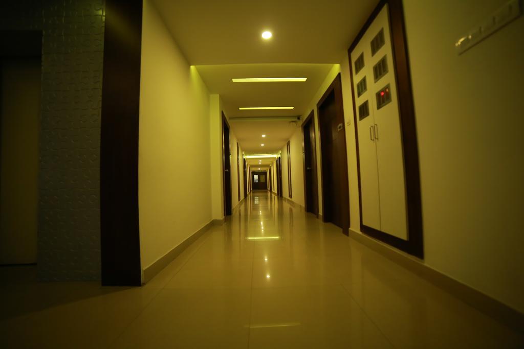 Qik Stay @ S.K. Continental Mysore Exterior foto