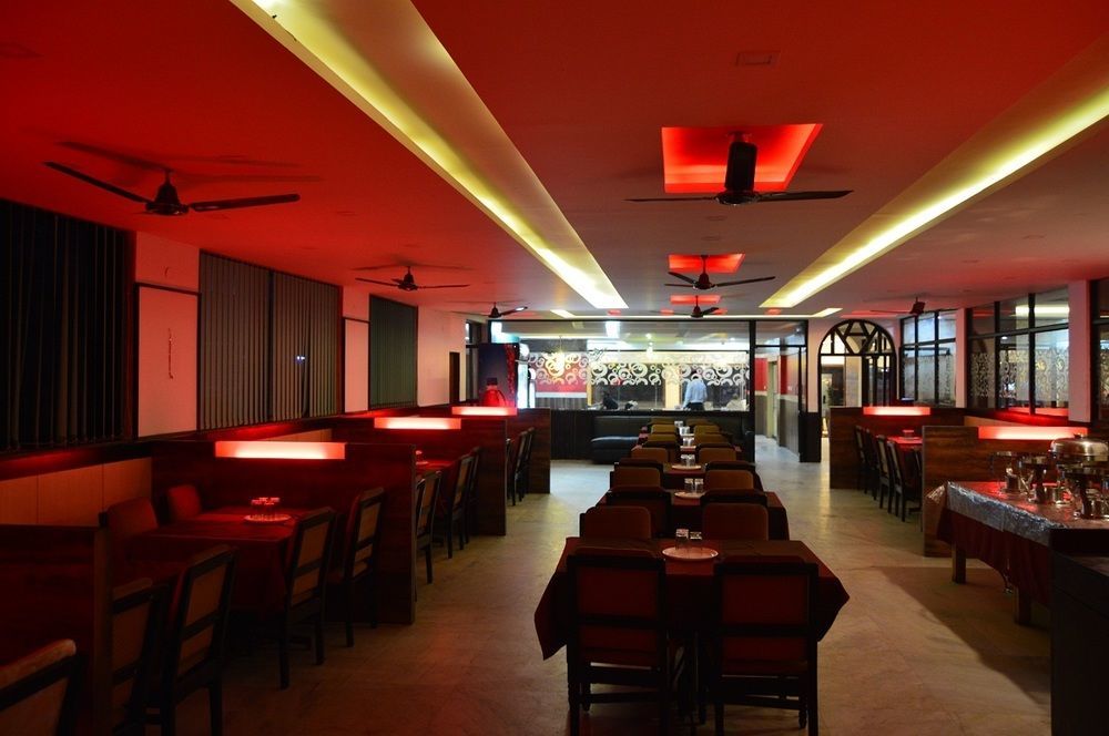 Qik Stay @ S.K. Continental Mysore Exterior foto